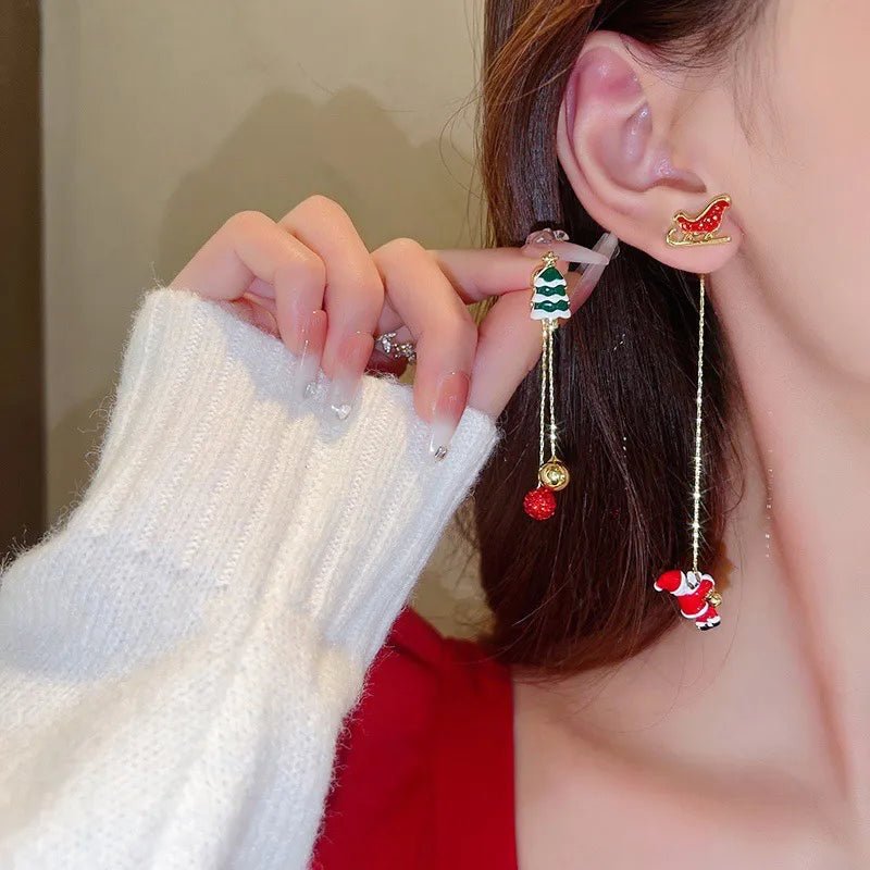 Charming Santa Claus Tassel Earrings for a Festive Holiday Style