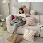 Cushion cover made of cotton blend with fluffy 3D feel
