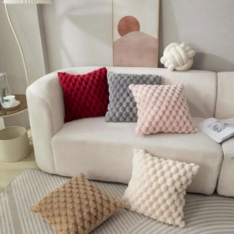 Cushion cover made of cotton blend with fluffy 3D feel