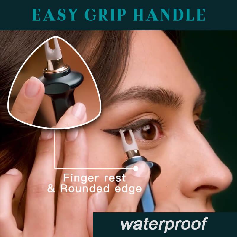 Simple No-Skip Eyeliner (With Brush)