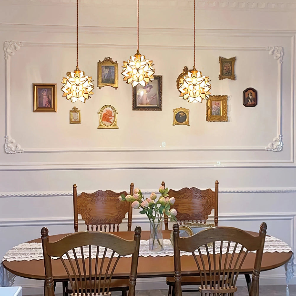 Pendant Lamp with Natural Accent