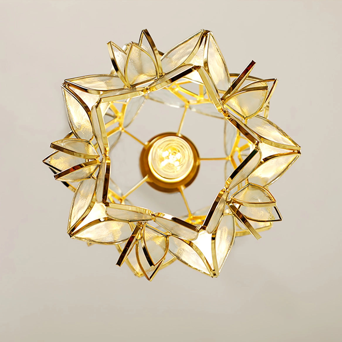 Pendant Lamp with Natural Accent