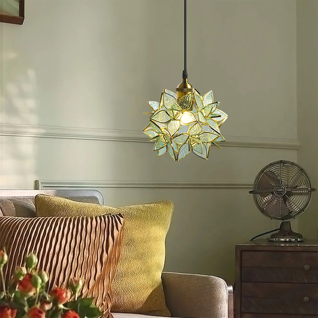 Pendant Lamp with Natural Accent