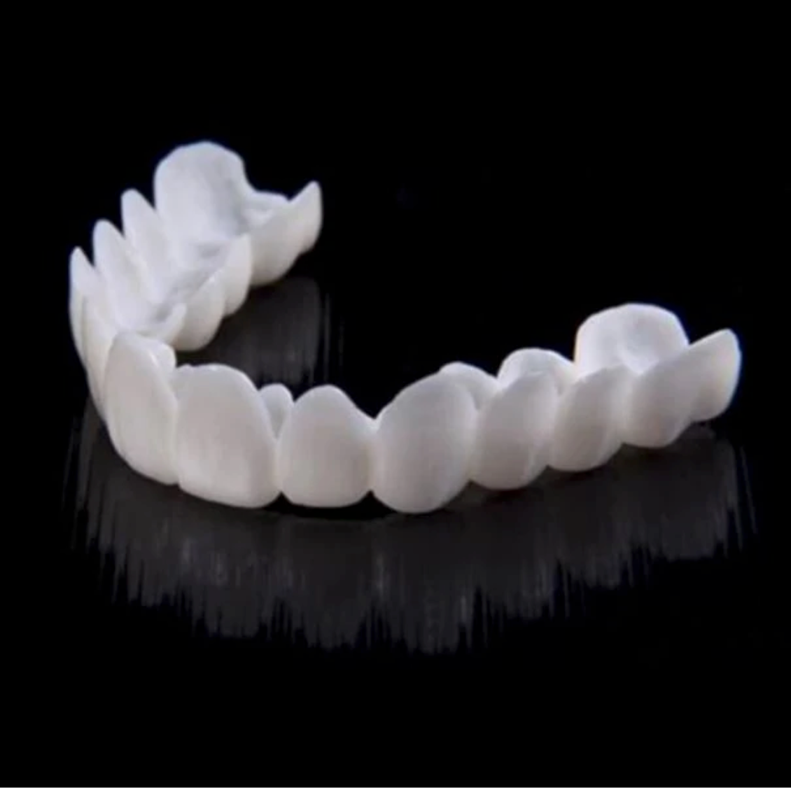 HappySmile Facet set | Reusable upper and lower facets for a radiant smile