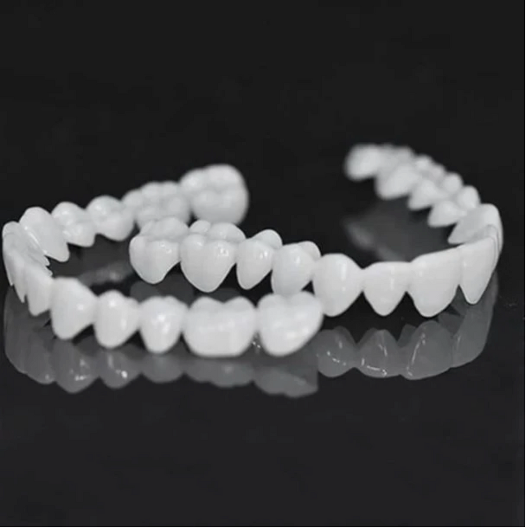 HappySmile Facet set | Reusable upper and lower facets for a radiant smile