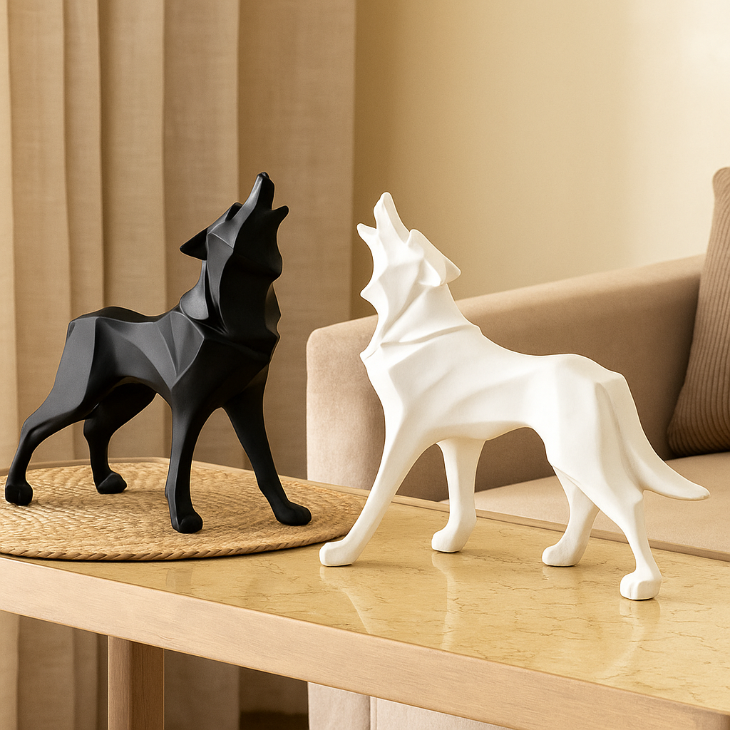 LupoForm – Geometric Wolf Statue with Sharp-edged Design for Modern Spaces