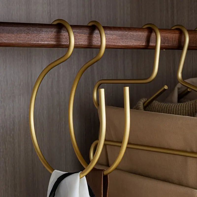 S-shaped hanger - Elegant and space-saving metal wardrobe hanger (Set of 5)