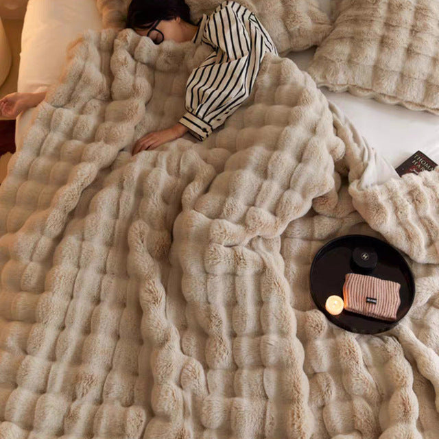 Super comfortable fur blanket