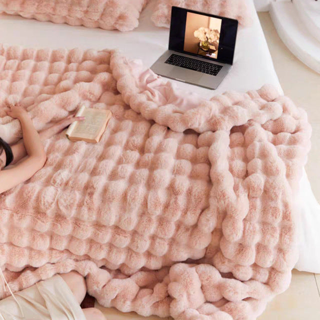 Super comfortable fur blanket