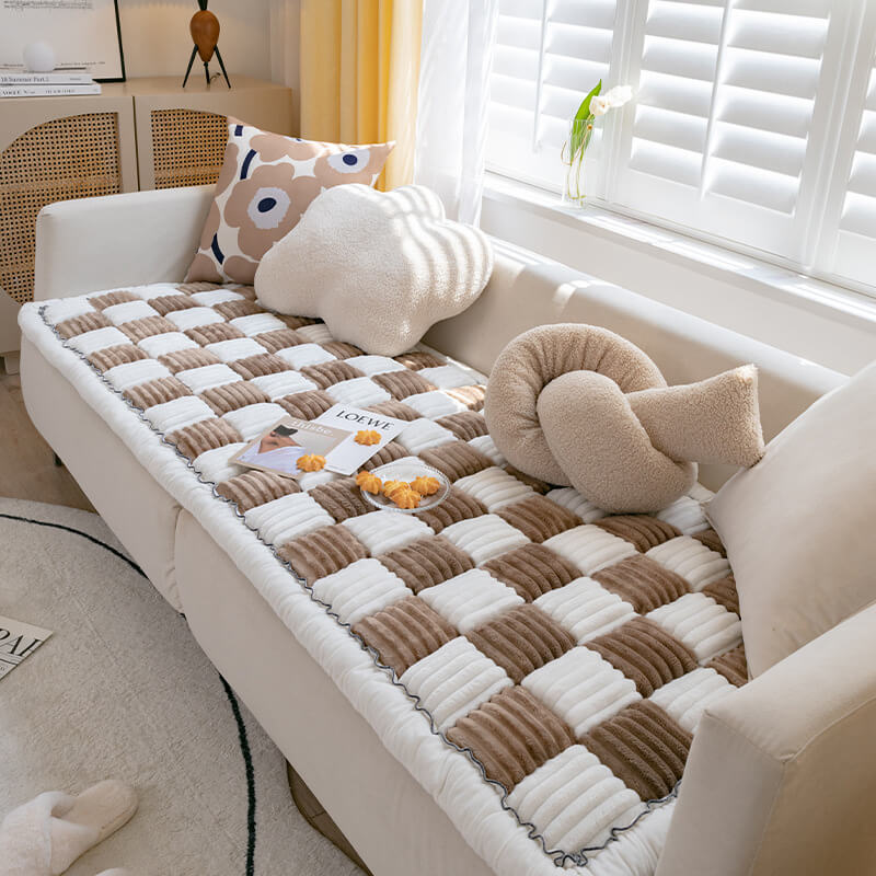 CozyCover – Elegant Blanket for Pet and Human