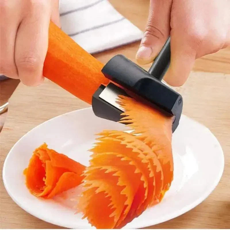 Universal Vegetable and Fruit Slicer