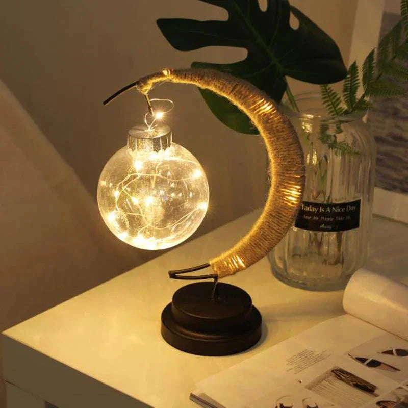 LunaGlow - Luxury Table Lamp - Moon Crescent - Wicker Design - Elegant Lighting
