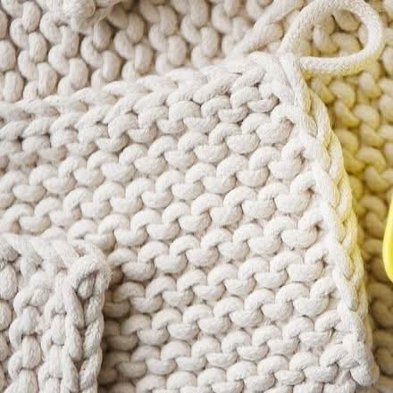 KNOTCRAFT - Crocheted Pot Holder