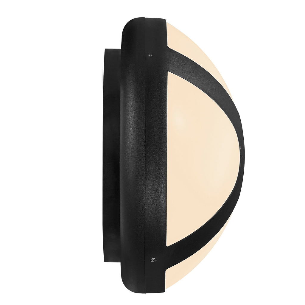 Stylish Outdoor Sconce with Geometric Accent
