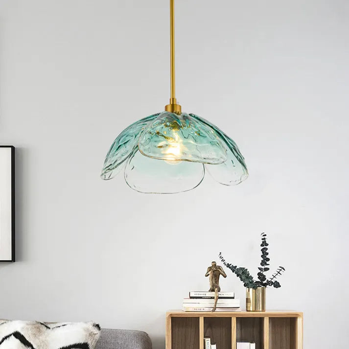 Modern Flower-Shaped Lamp Combination of Art and Functionality