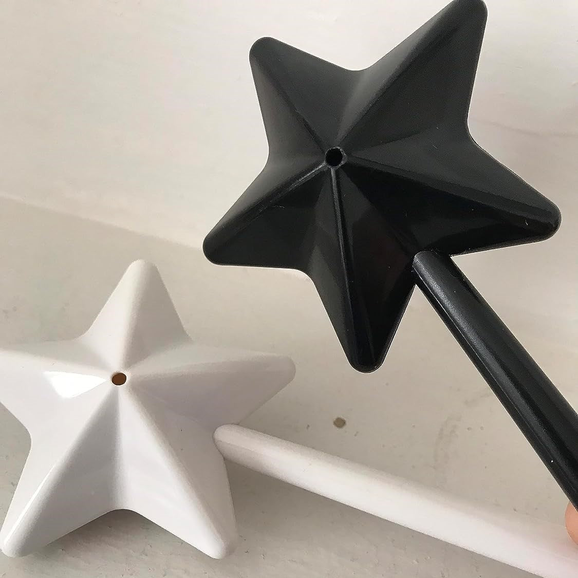 Salt and pepper shaker magic wands