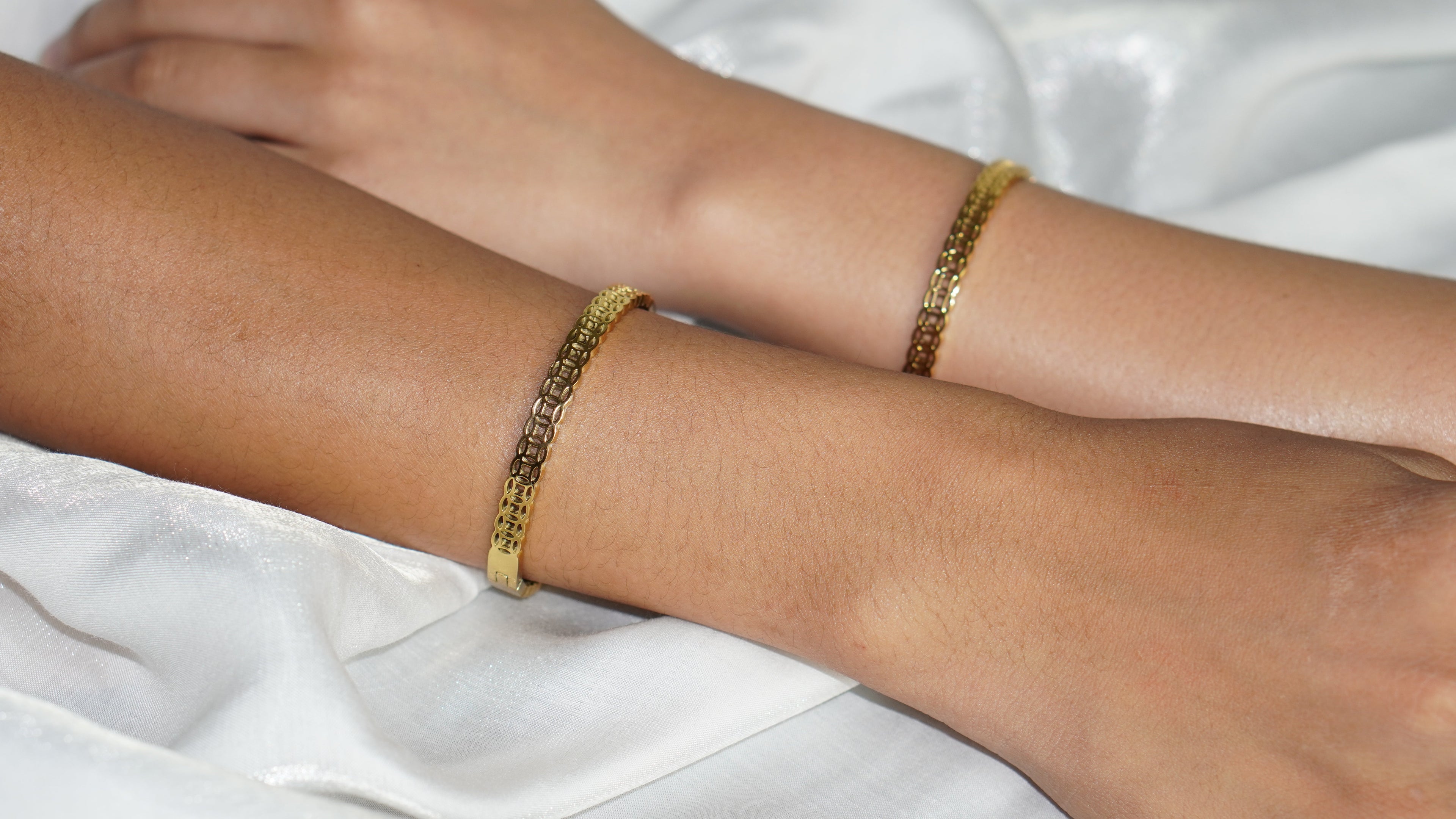 WealthMagnet Bracelet – Luxury Bracelet for Success