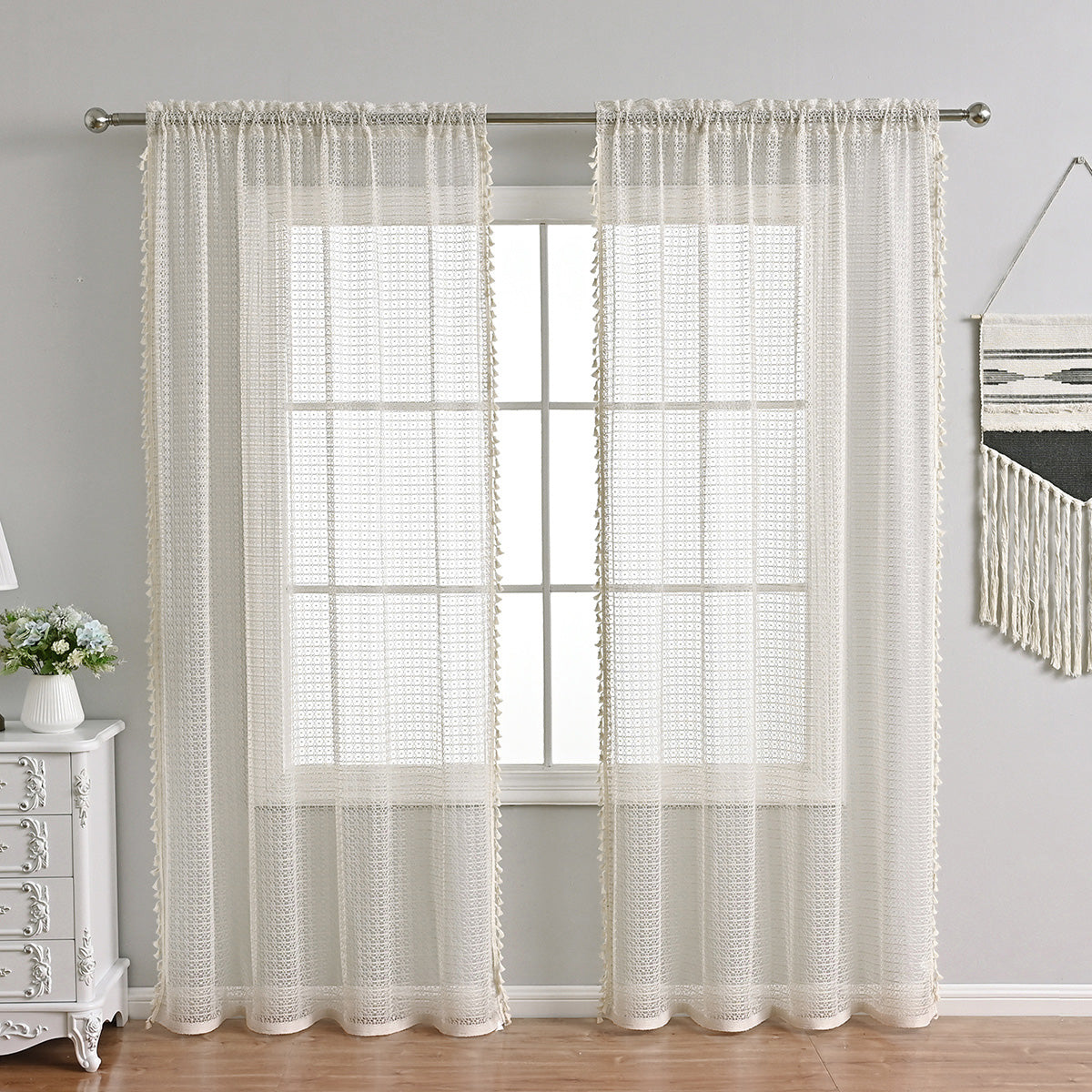 LuxeDrape – Soft Beige Voile for Sophisticated Spaces