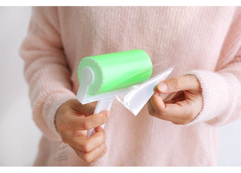 Reusable Adhesive Brush for Dust & Lint
