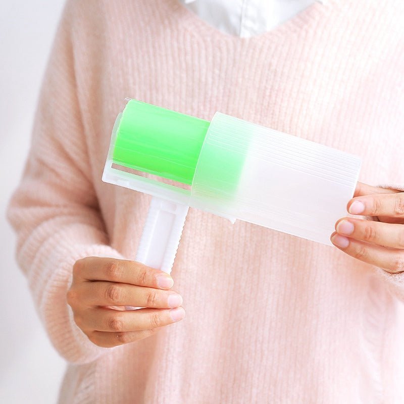 Reusable Adhesive Brush for Dust & Lint