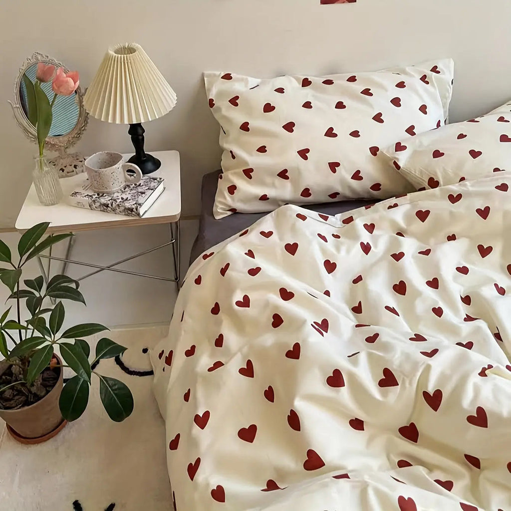 Romantic Duvet Cover with Heart Pattern
