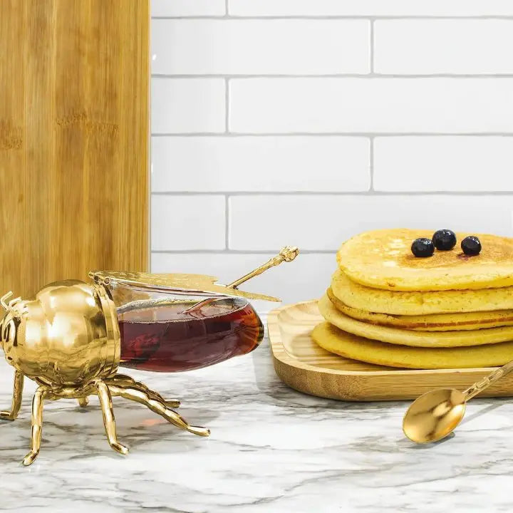 Decorative and practical bee-shaped honey jar