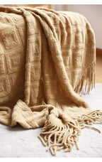 Diamond-shaped blanket