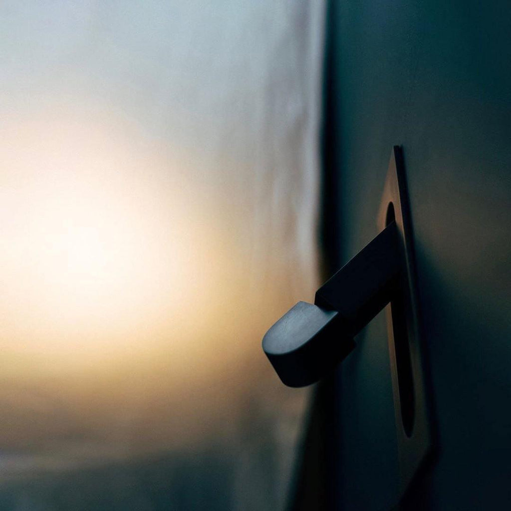 LED Bedside Lamp LUMEVIA | 3 Light Colors | Aluminum Alloy | Ø19 cm x H8 cm | With Push Button
