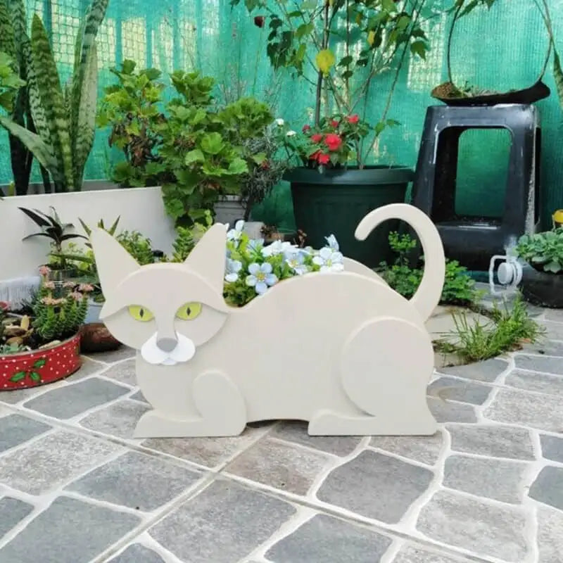 Cat-shaped DIY Garden Pot - KittyKraft