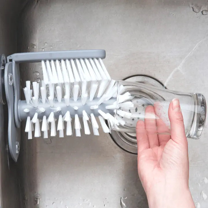 Double-sided cup cleaning brush with suction cups for quick and easy rinsing