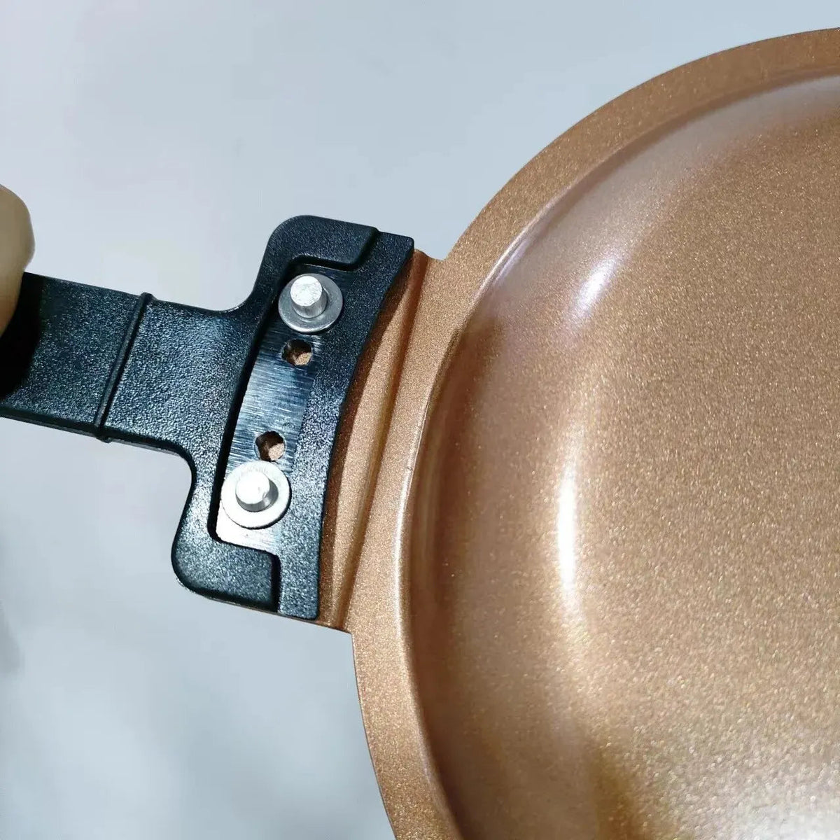 KookGen Antiaanbakpan | Get a FREE pan with purchase for effortless cooking!