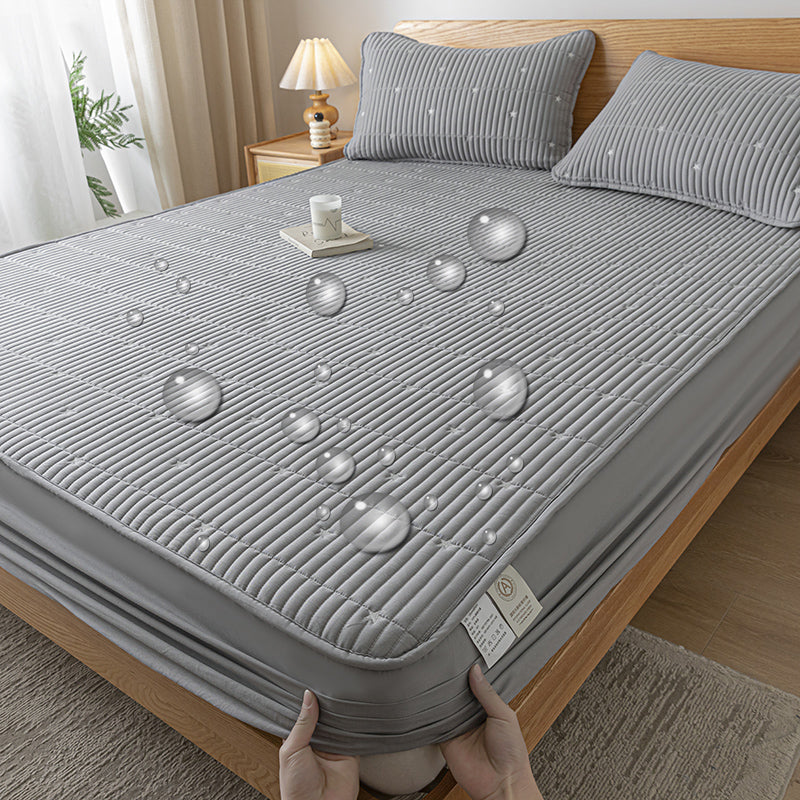 Waterproof reinforced mattress protector