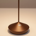Wireless LED table lamp - ModernLumin