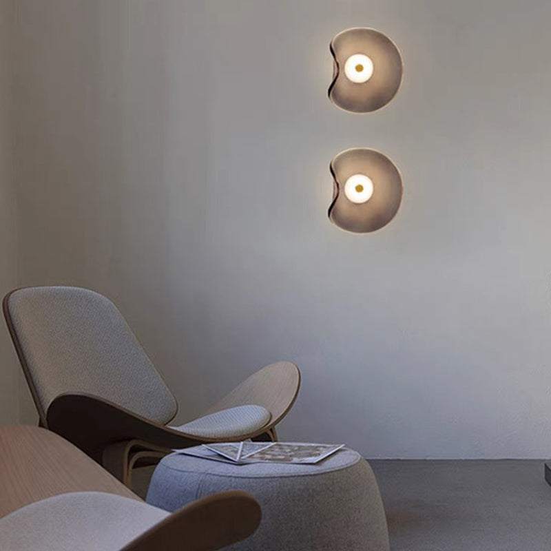 Elegant Air Humidifier with LED Flame in Spa Style