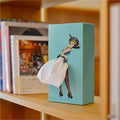 Unique Tissue Holder
