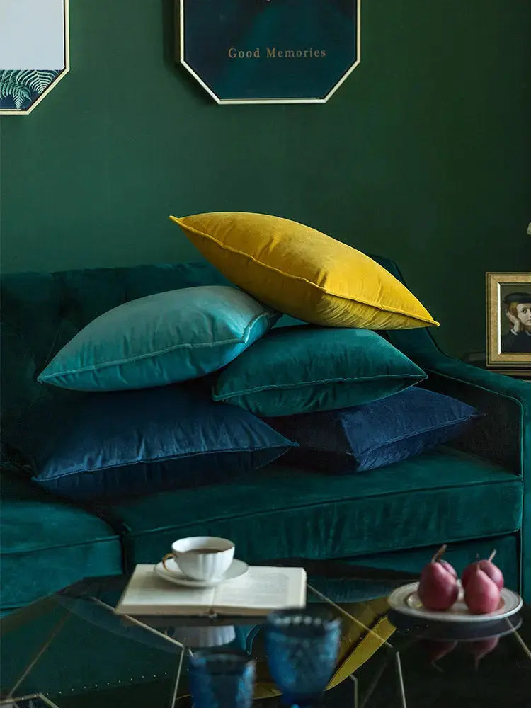 VelvetLuxe – Elegant velvet cushion cover with refined details