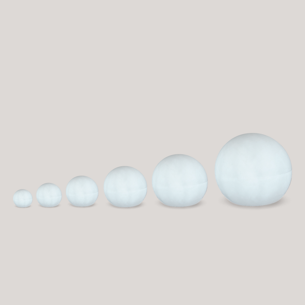 Shiny play ball in various sizes!
