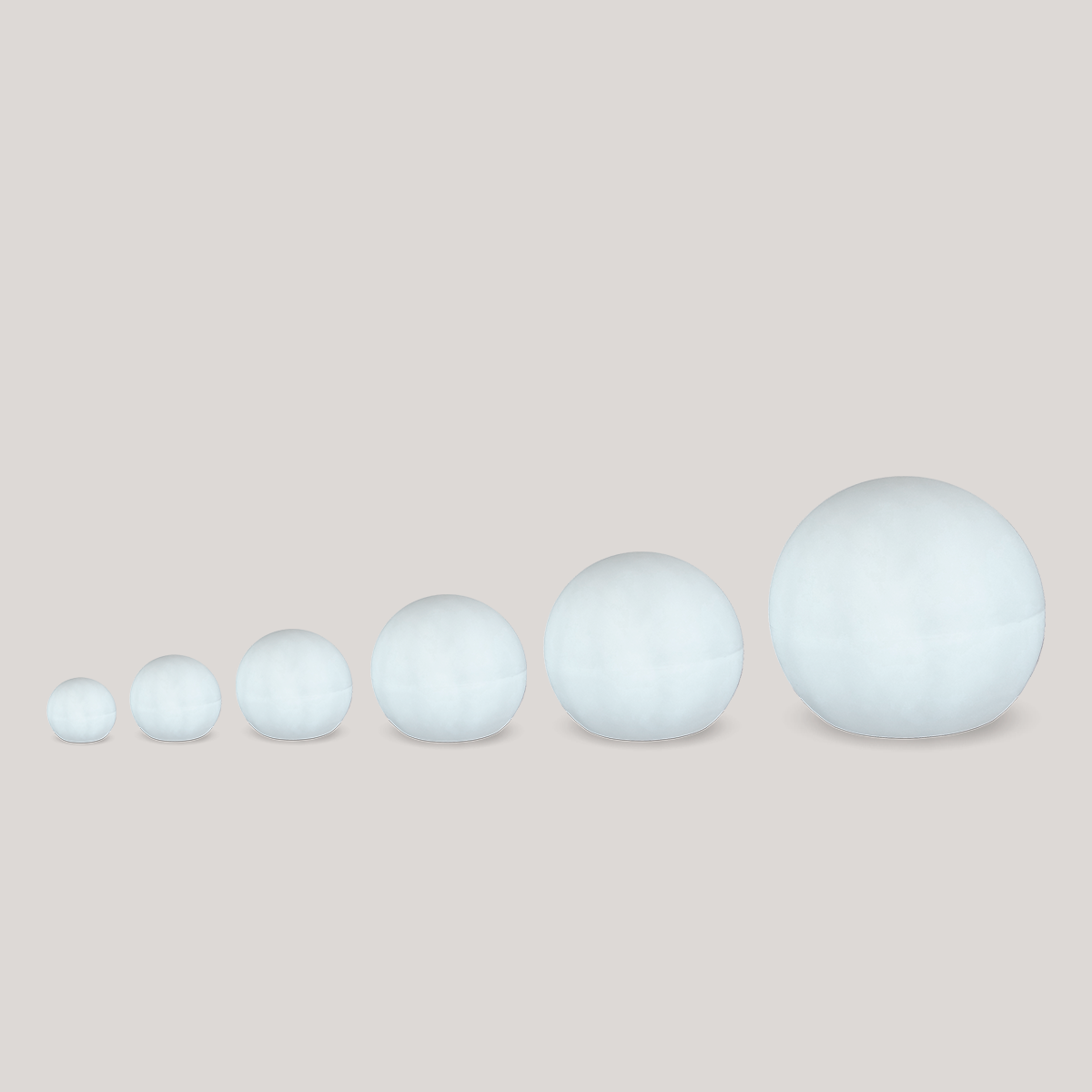 Shiny play ball in various sizes!
