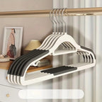 10 pieces seamless hangers