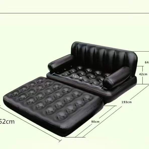 Inflatable sofa bed with pump