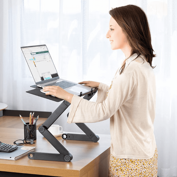 Laptop stand – Ergonomic & height-adjustable for healthy posture while working