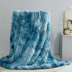Plush Faux Fur Blanket with Silky Touch & Elegant Fall