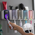 Gap-free toothbrush holder