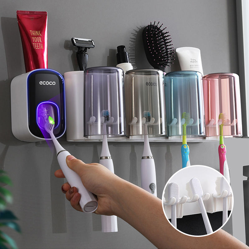 Gap-free toothbrush holder