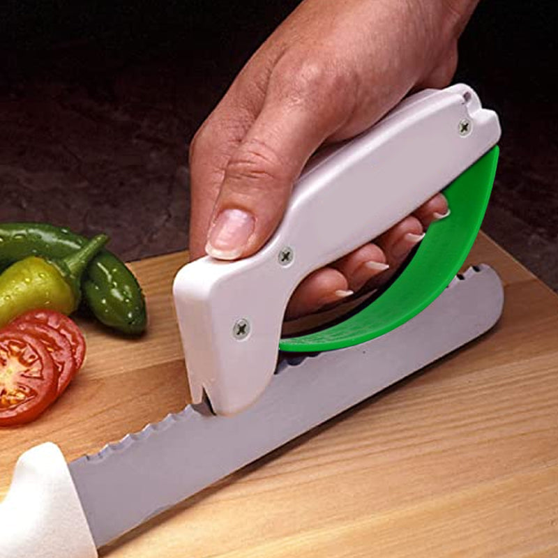 Outdoor portable knife sharpener