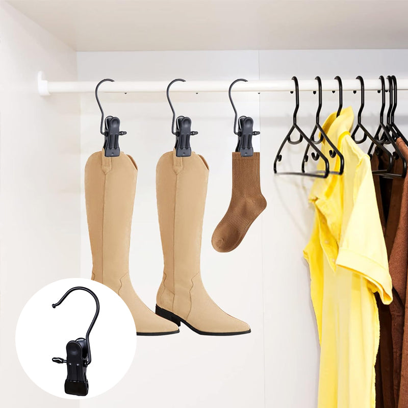 Space-saving portable travel hanger clips