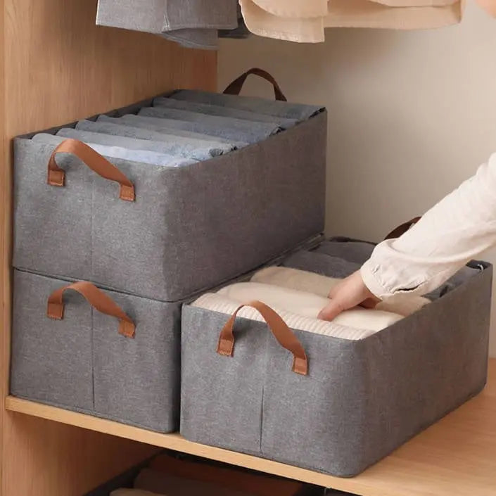 Folding wardrobe with high load capacity – Breathable & moisture-resistant
