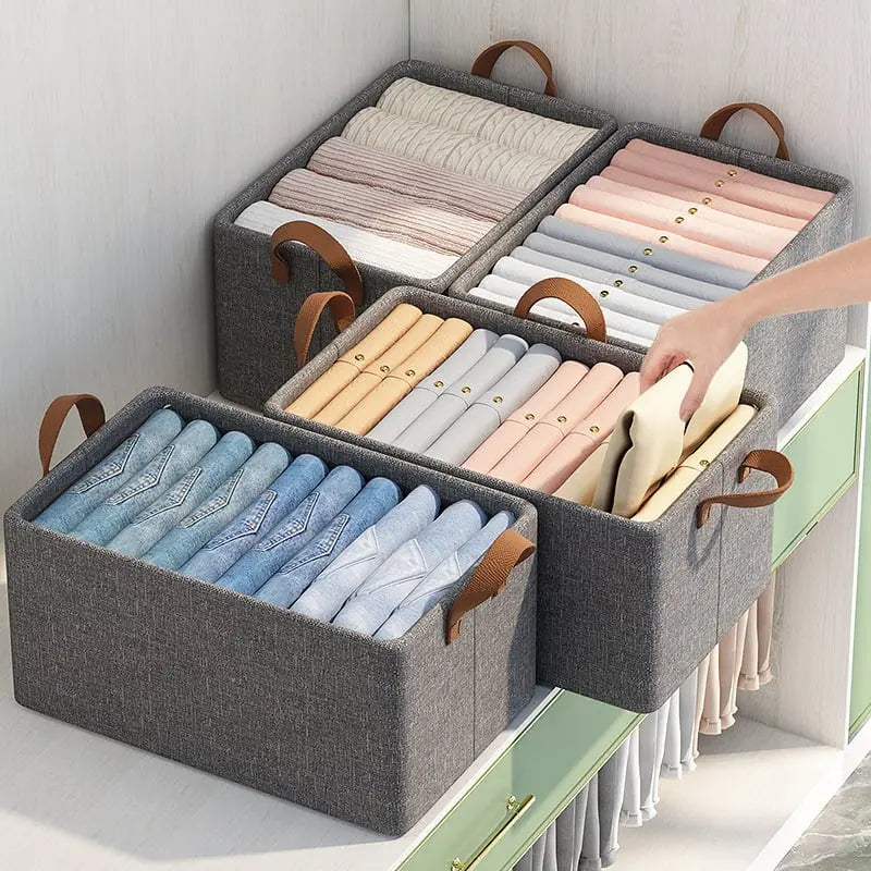 Folding wardrobe with high load capacity – Breathable & moisture-resistant
