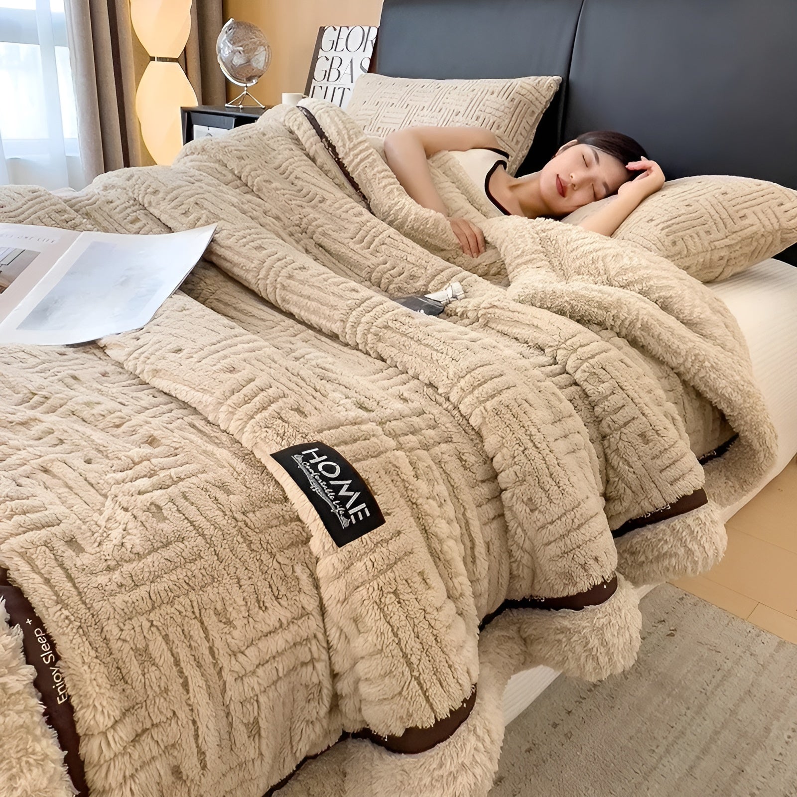 Fluffy Fleece Blanket | Soft Breathable Throw Blanket