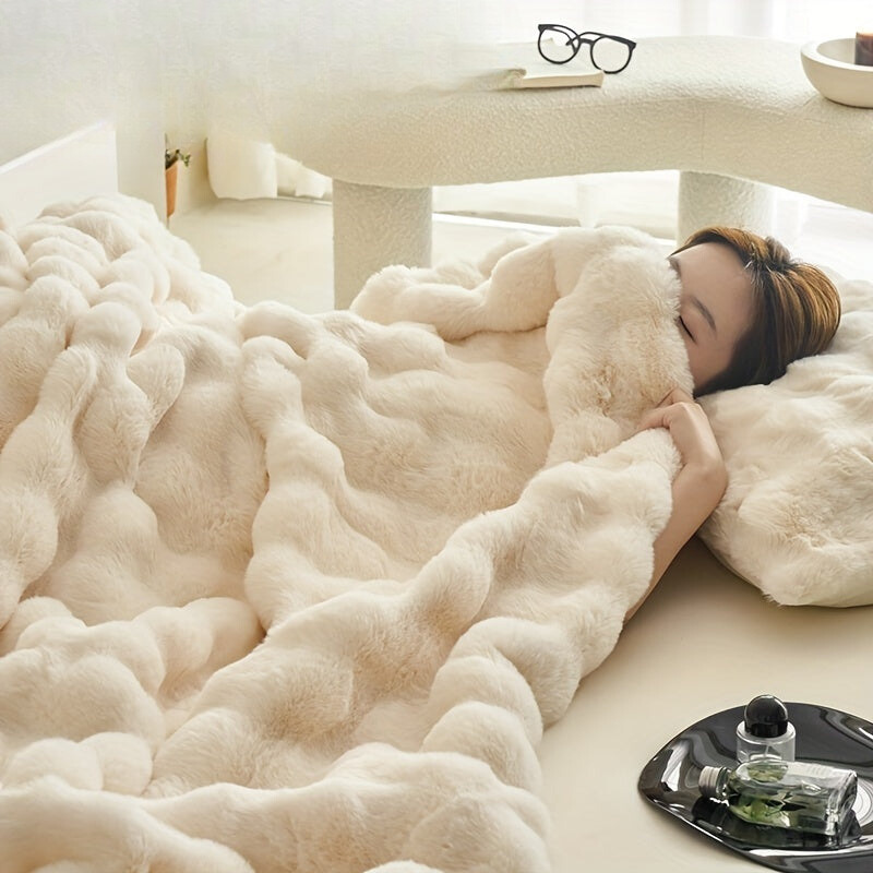Fleece Blanket Beige | Warm Cuddly Blanket Plush and Thick